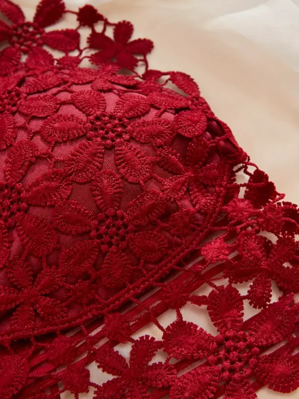 Women’s Floral Lace Crisscross Bralette